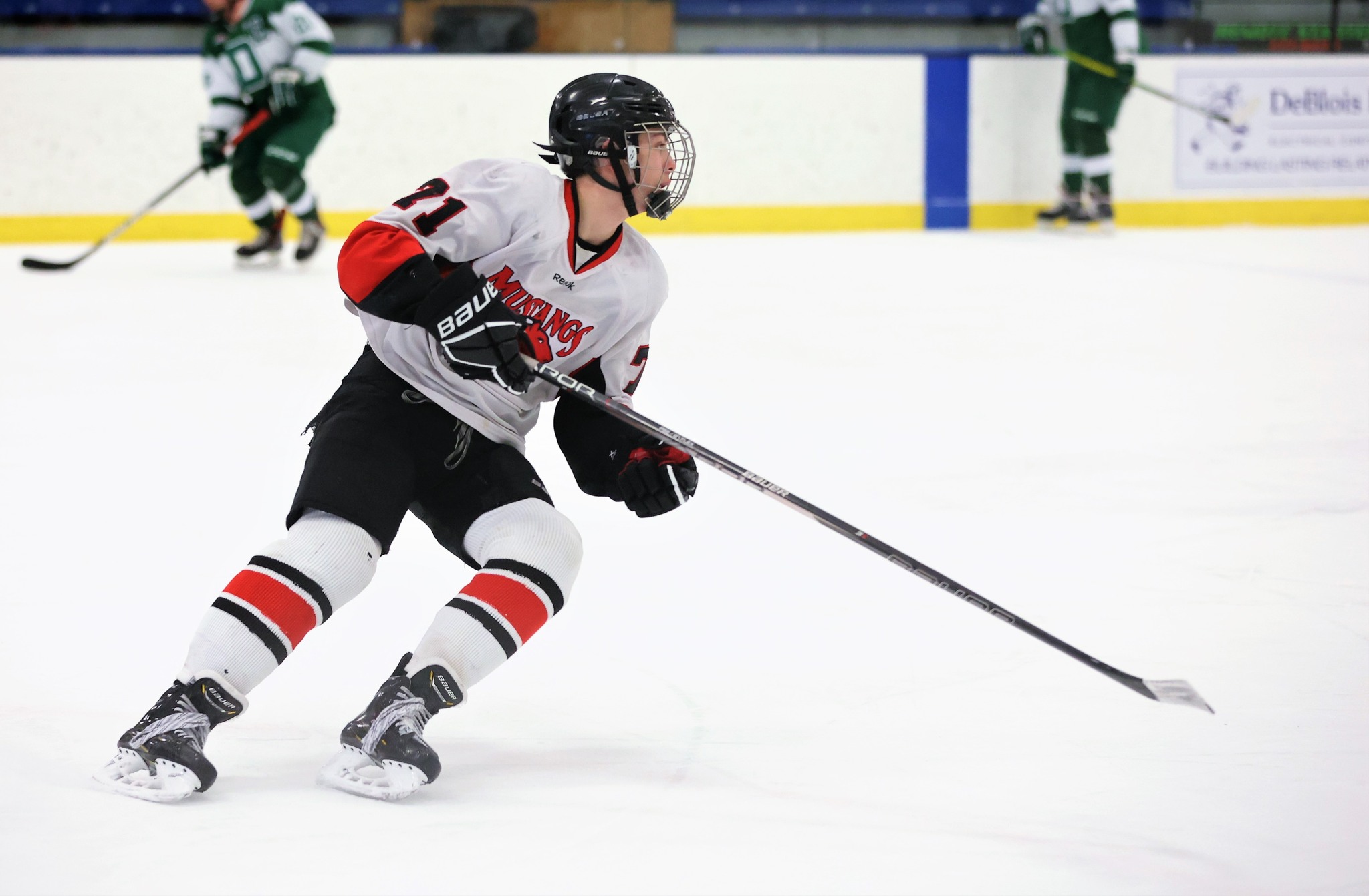 Mustangs Fall In NECHA Championship