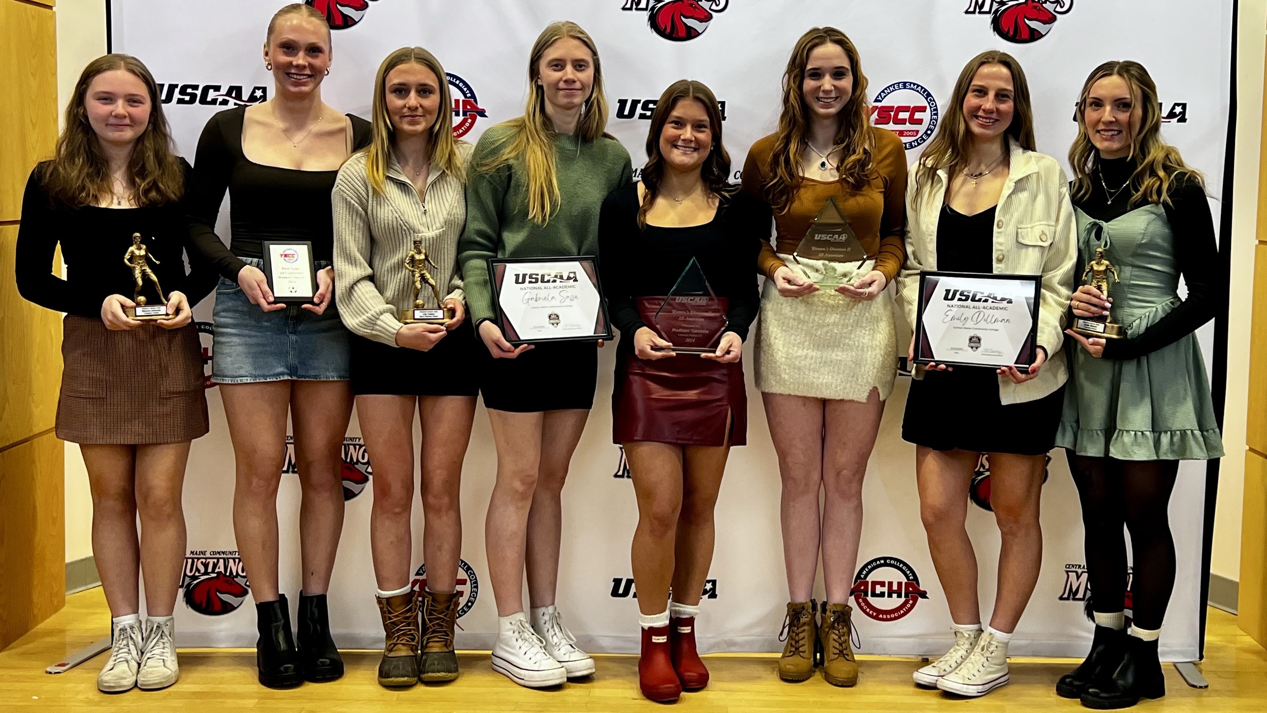 CMCC Soccer Hands Out End of Year Awards
