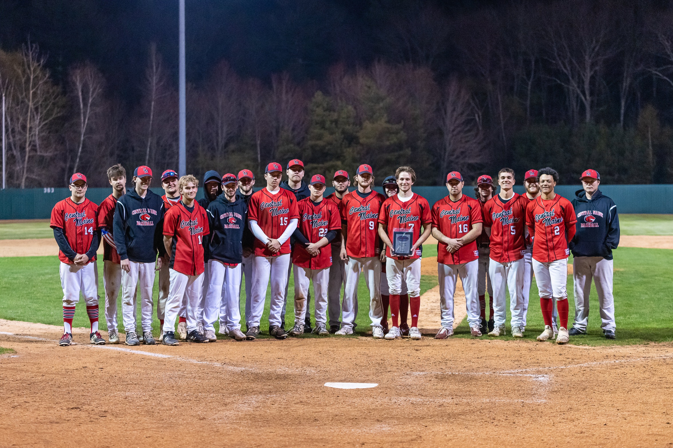Mustangs bats go silent in YSCC final