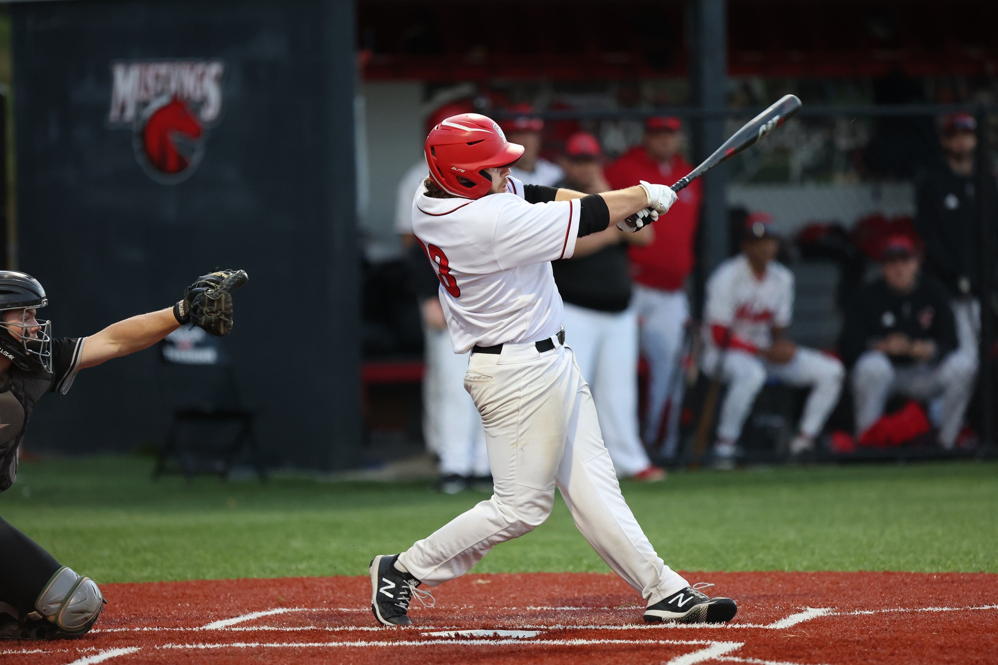 Mustangs stay hot, win Fall Classic crown