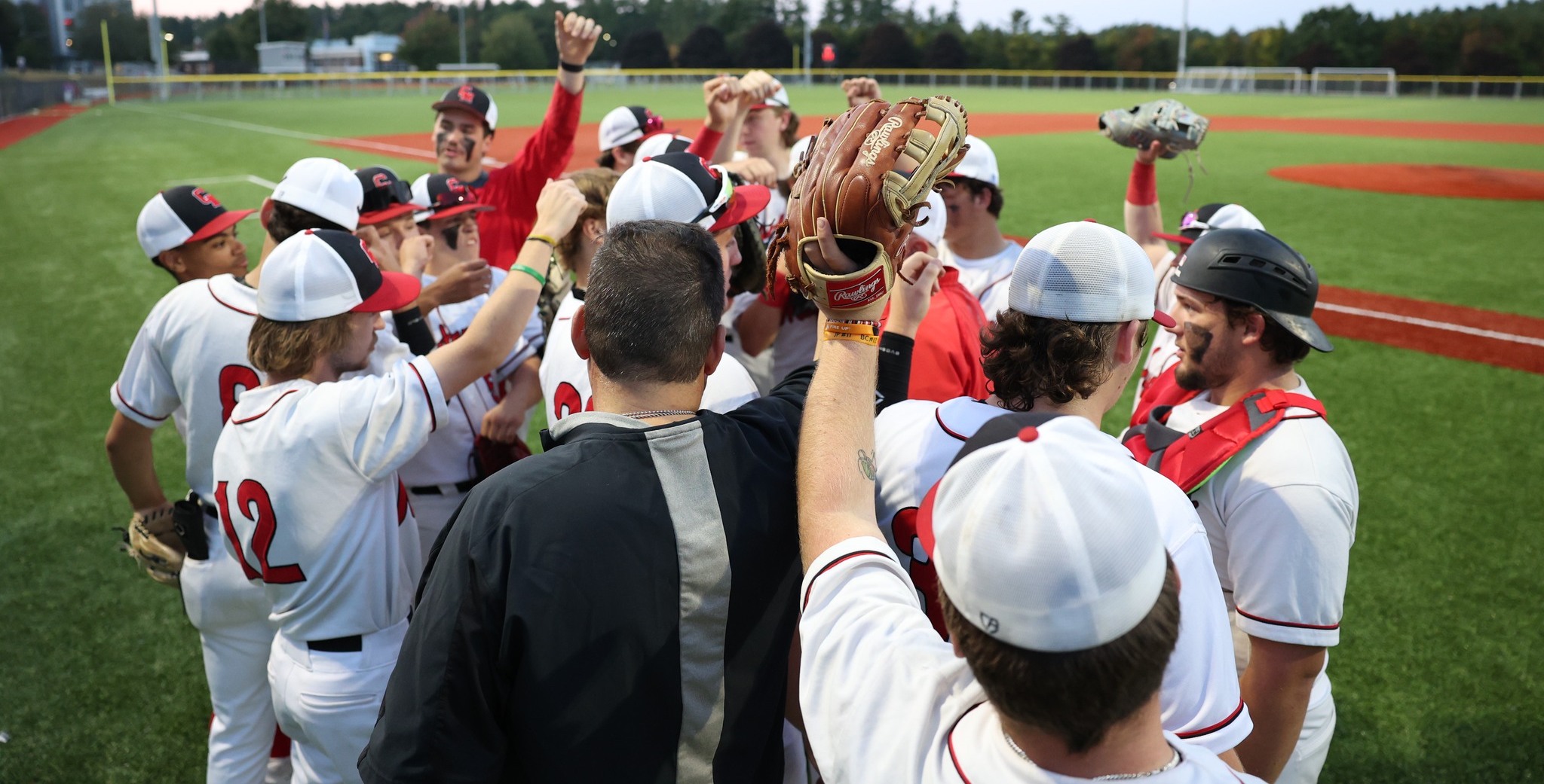 Baseball Drops 9-Inning Doubleheader at Thomas