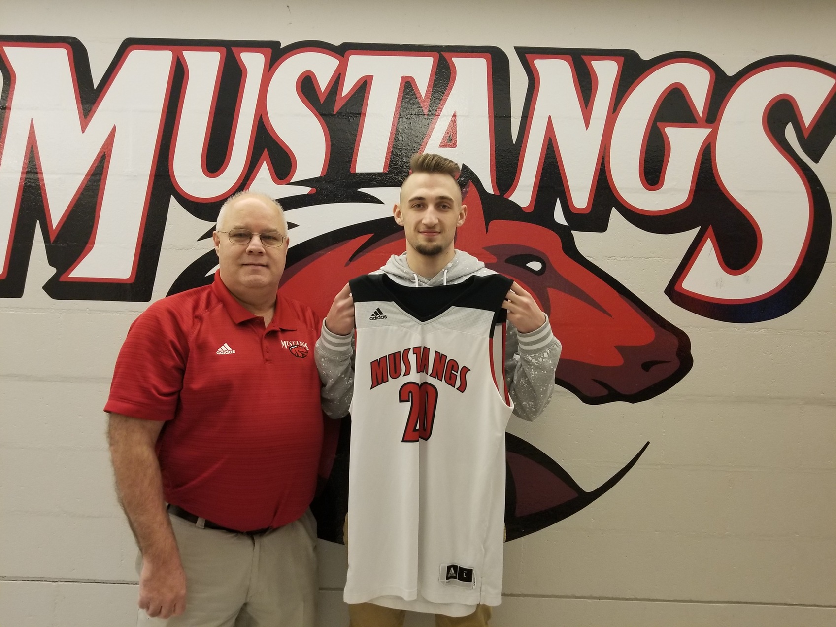 Mustangs Score with the First 2018 Commitment