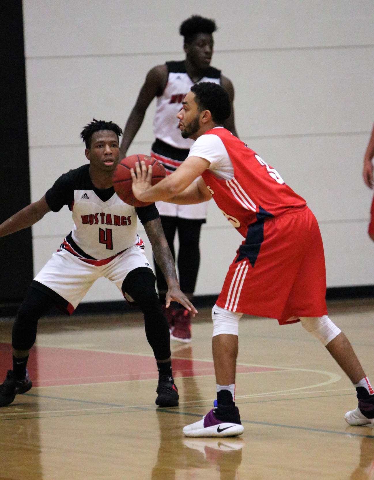 Mustangs Run by Moose 112-100
