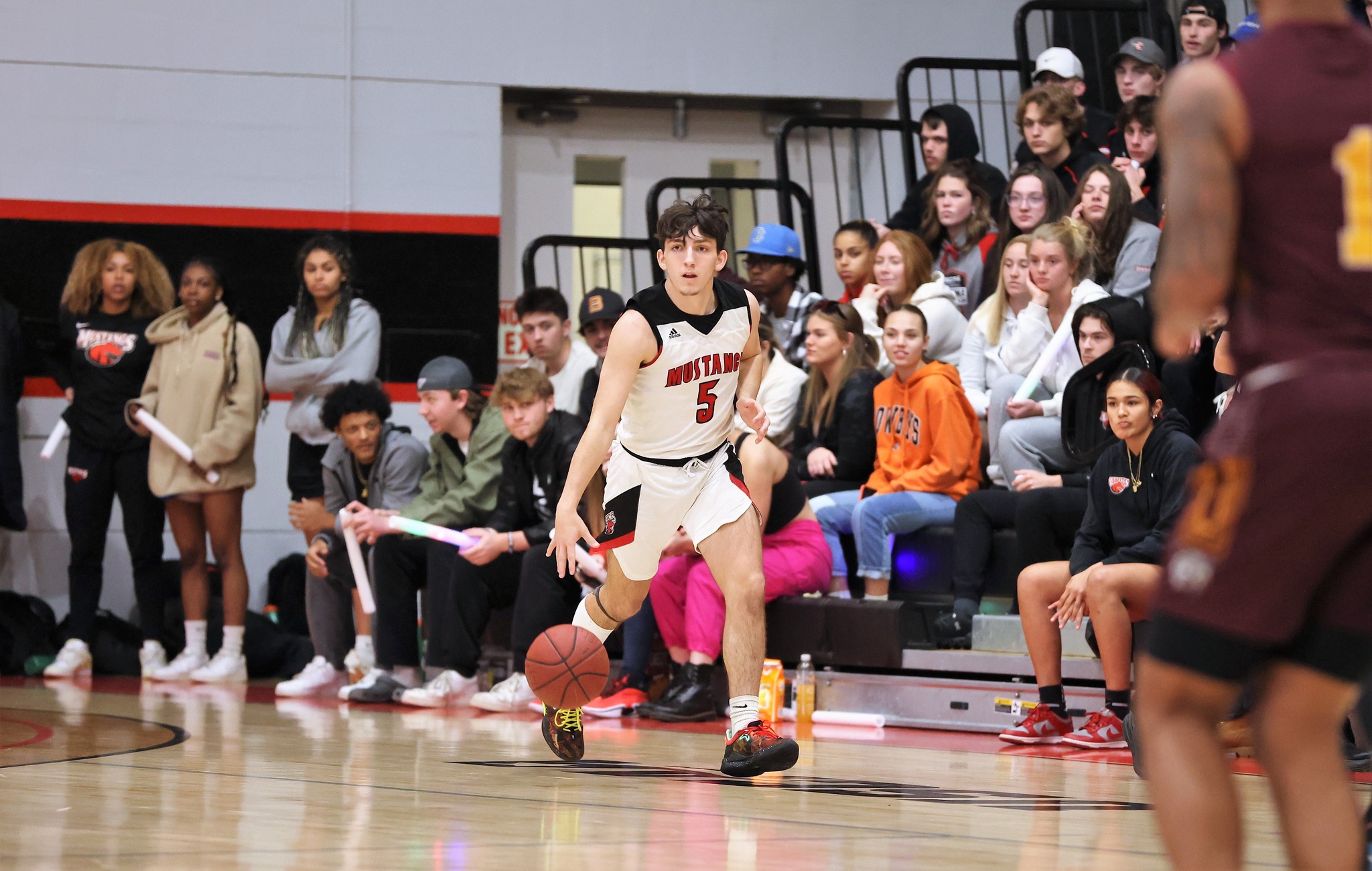 Hathaway powers CM past NHTI