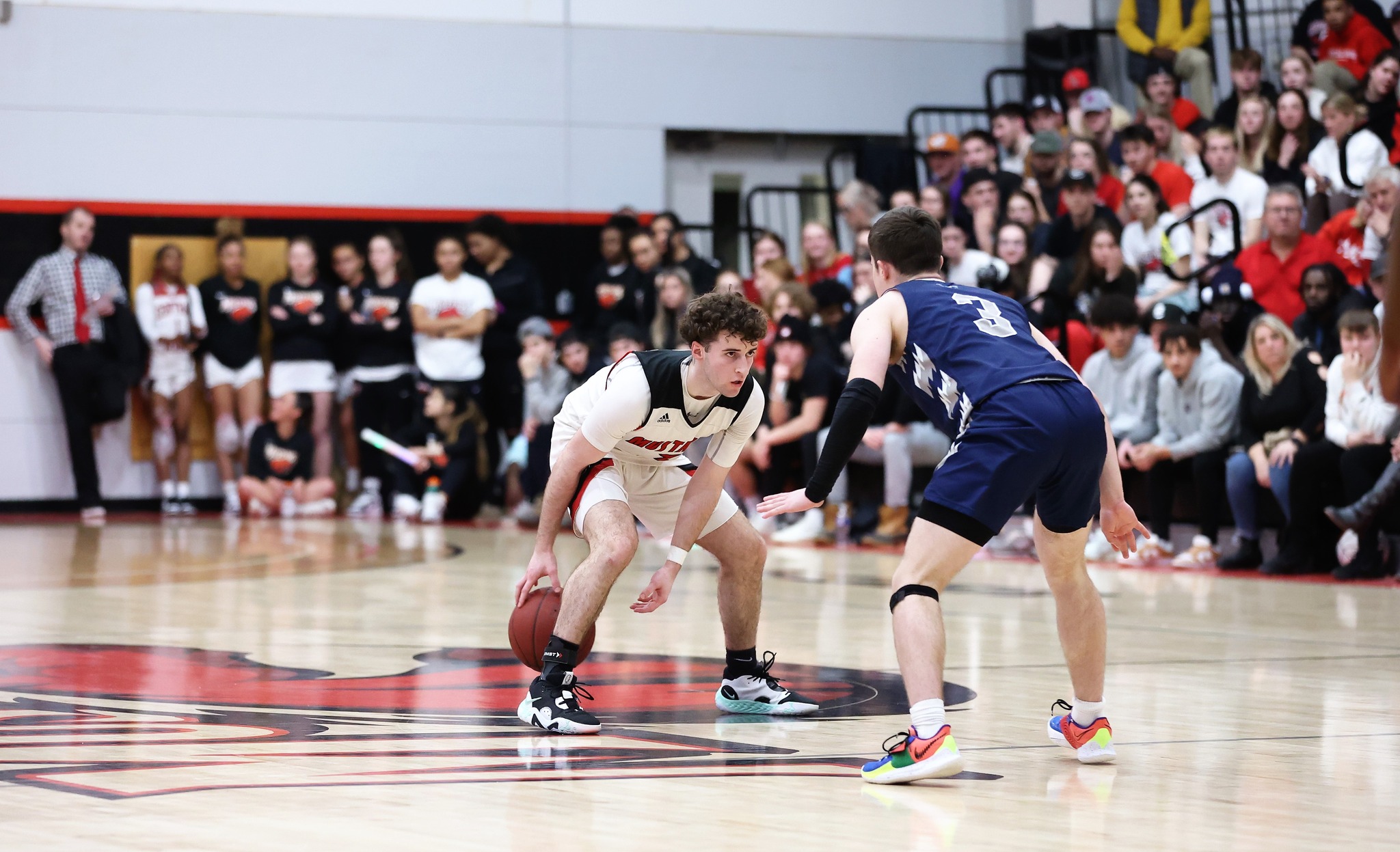 Mustangs Dominate Seawolves