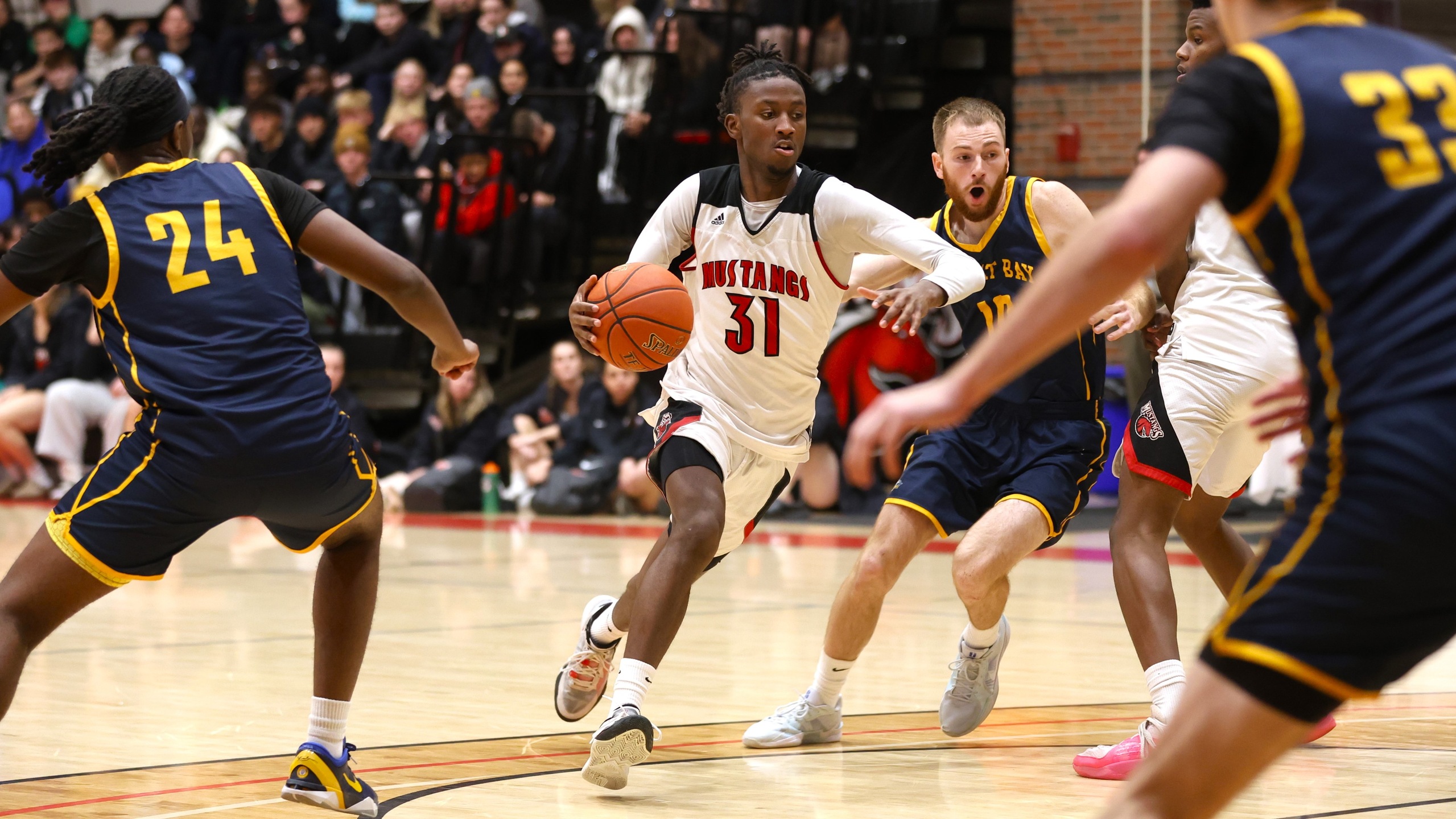 Mustangs 2-0 In YSCC After 94-85 Win vs Great Bay