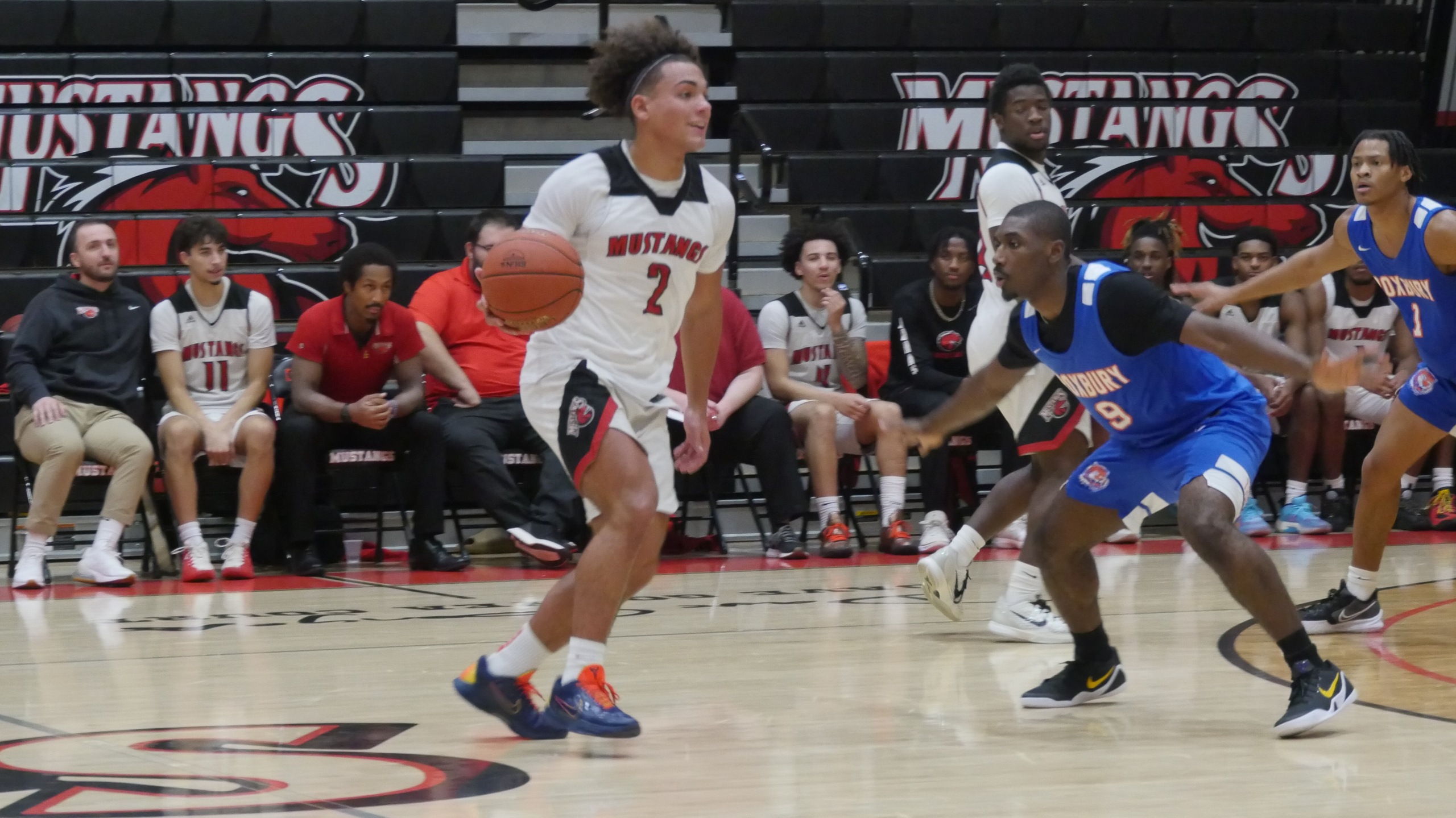 Mustangs Run Laps Around Tigers, 86-59