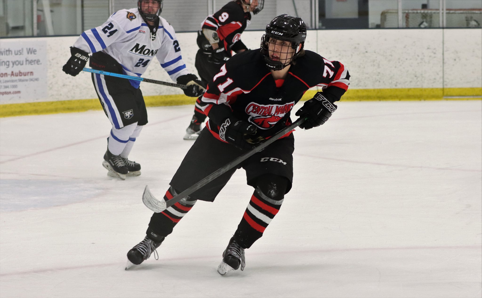Mustangs rally falls short