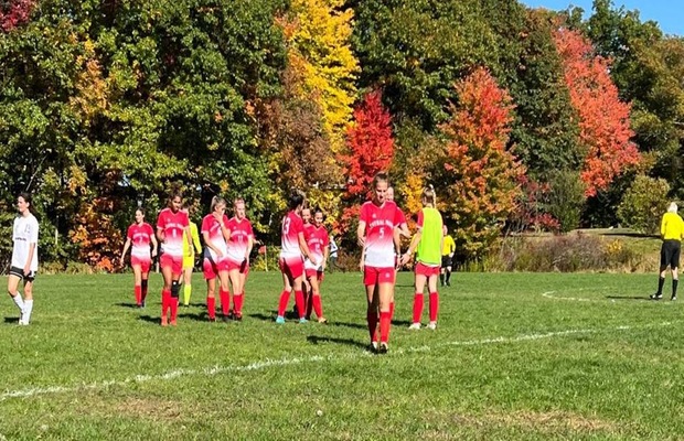 Mustangs Shutout Hampshire