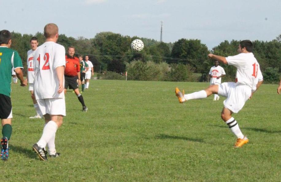 Men's Soccer falls to UMaine-Machias