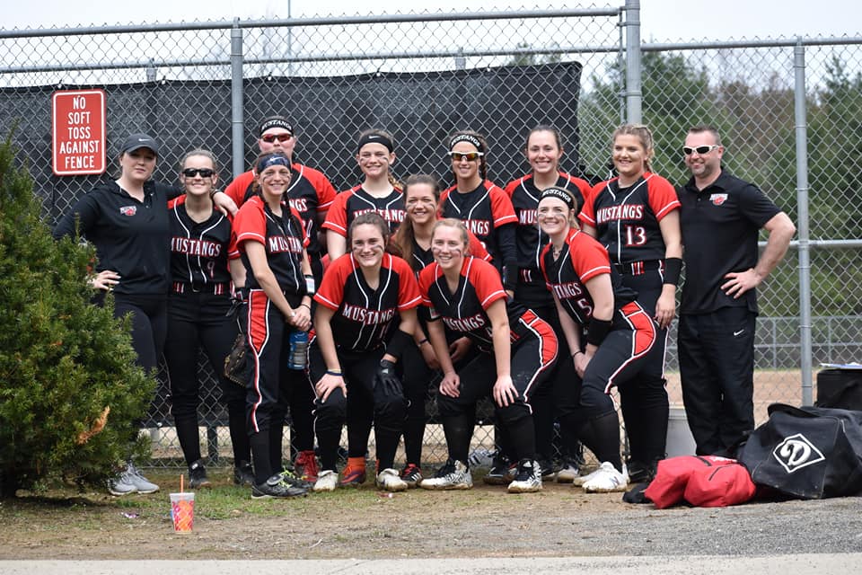 Softball falls in YSCC Tournament