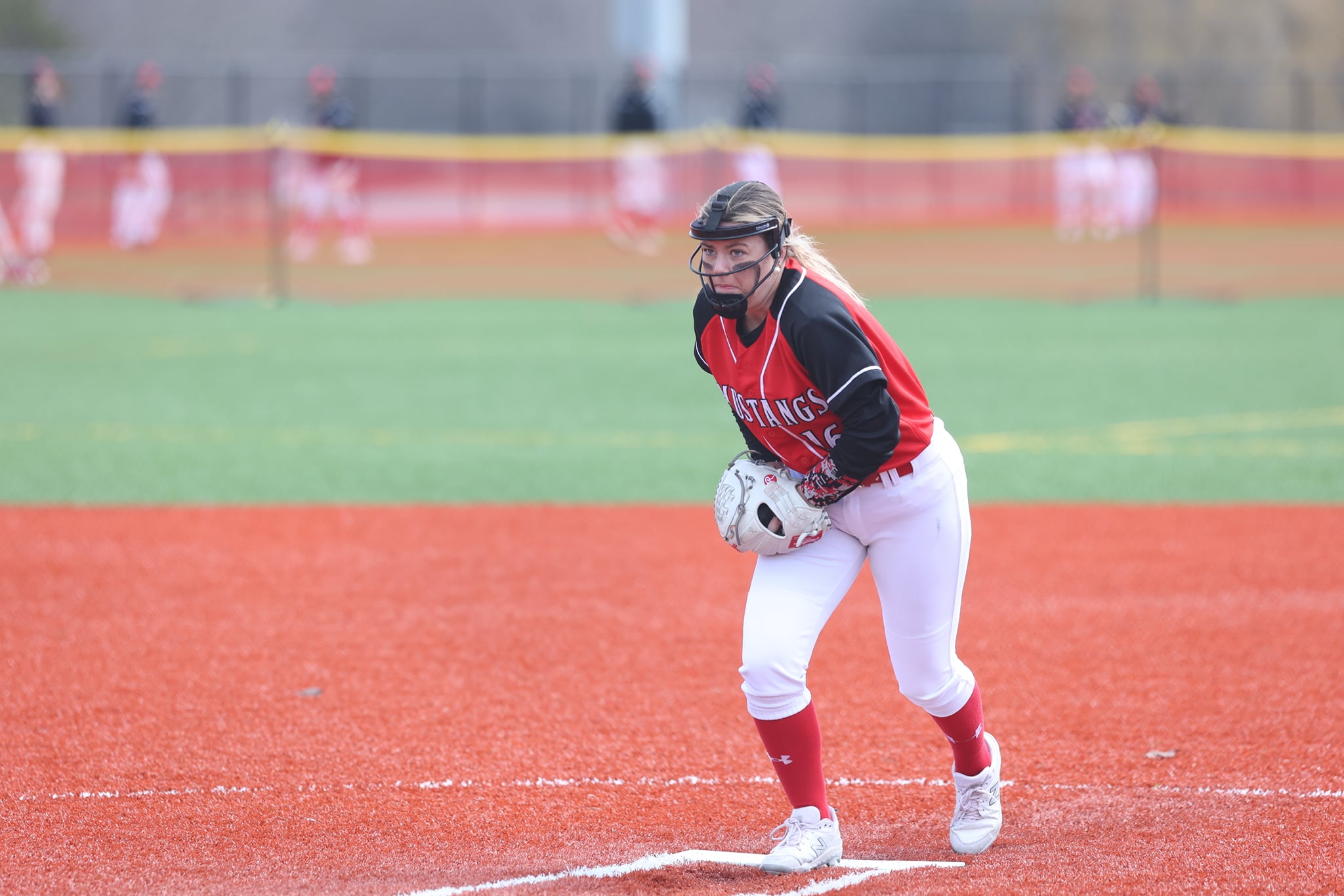 Mustangs Tame Wildcats