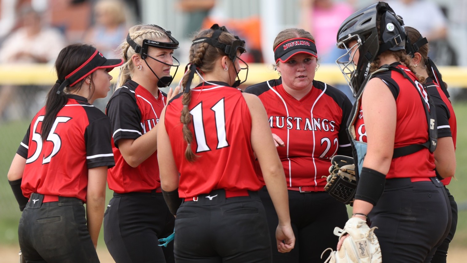 Mustangs Push Seawolves to Extra Innings