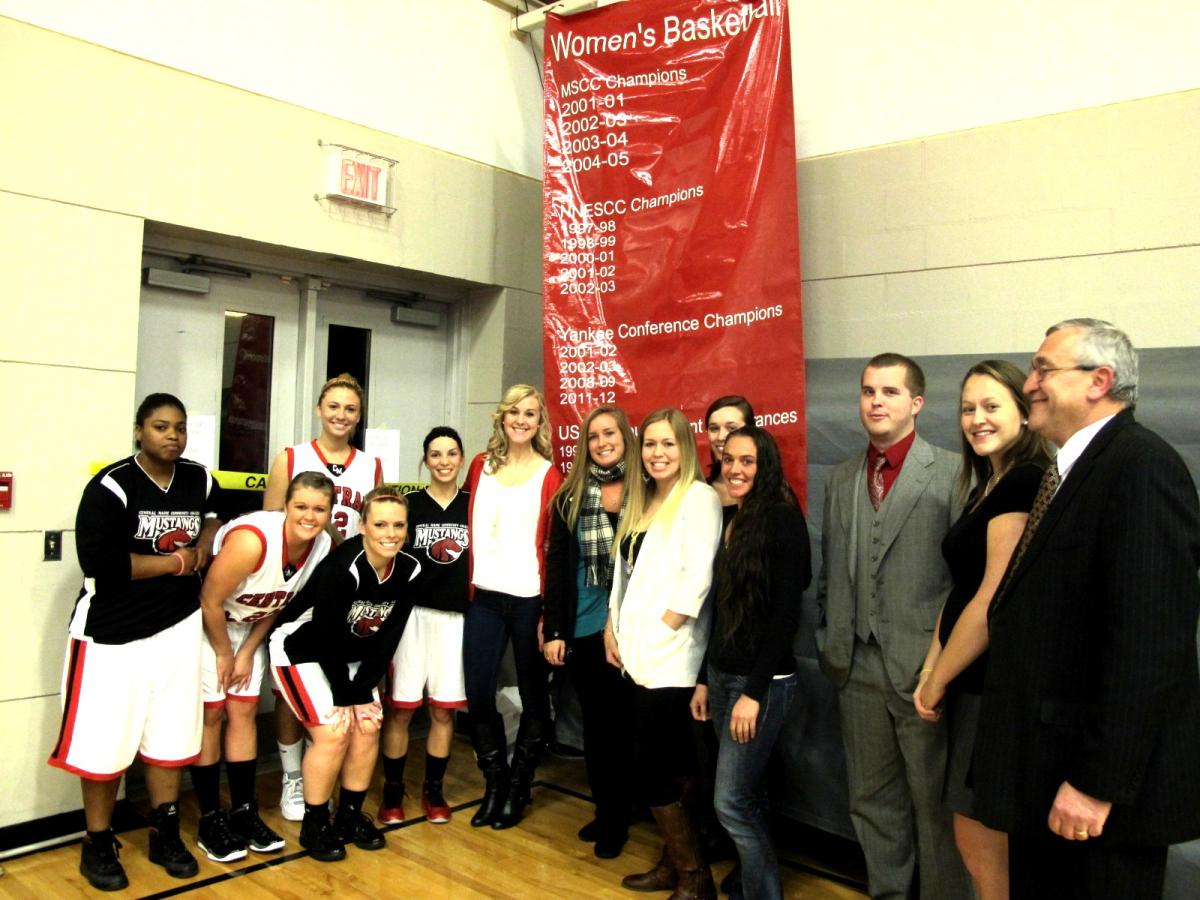 Lady Mustangs rip CSJ on Banner Night!