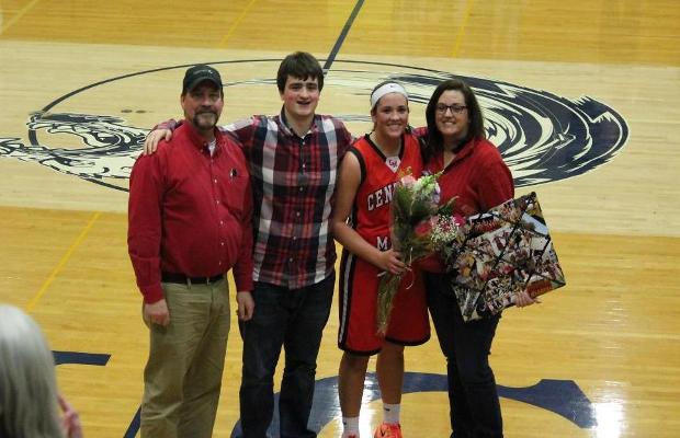Gabby Foy reaches 1,000 points!