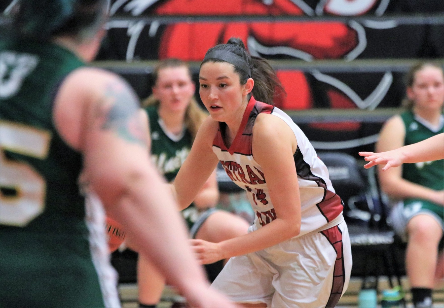 Women&rsquo;s Basketball races past Panthers