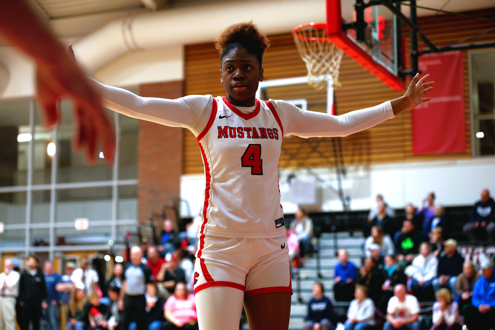 Mustangs Cage Bobcats to Stay Unbeaten