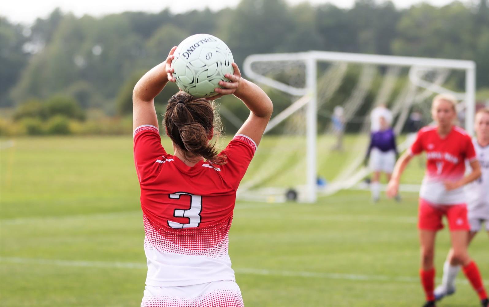 Women's Soccer blanked by UMFK