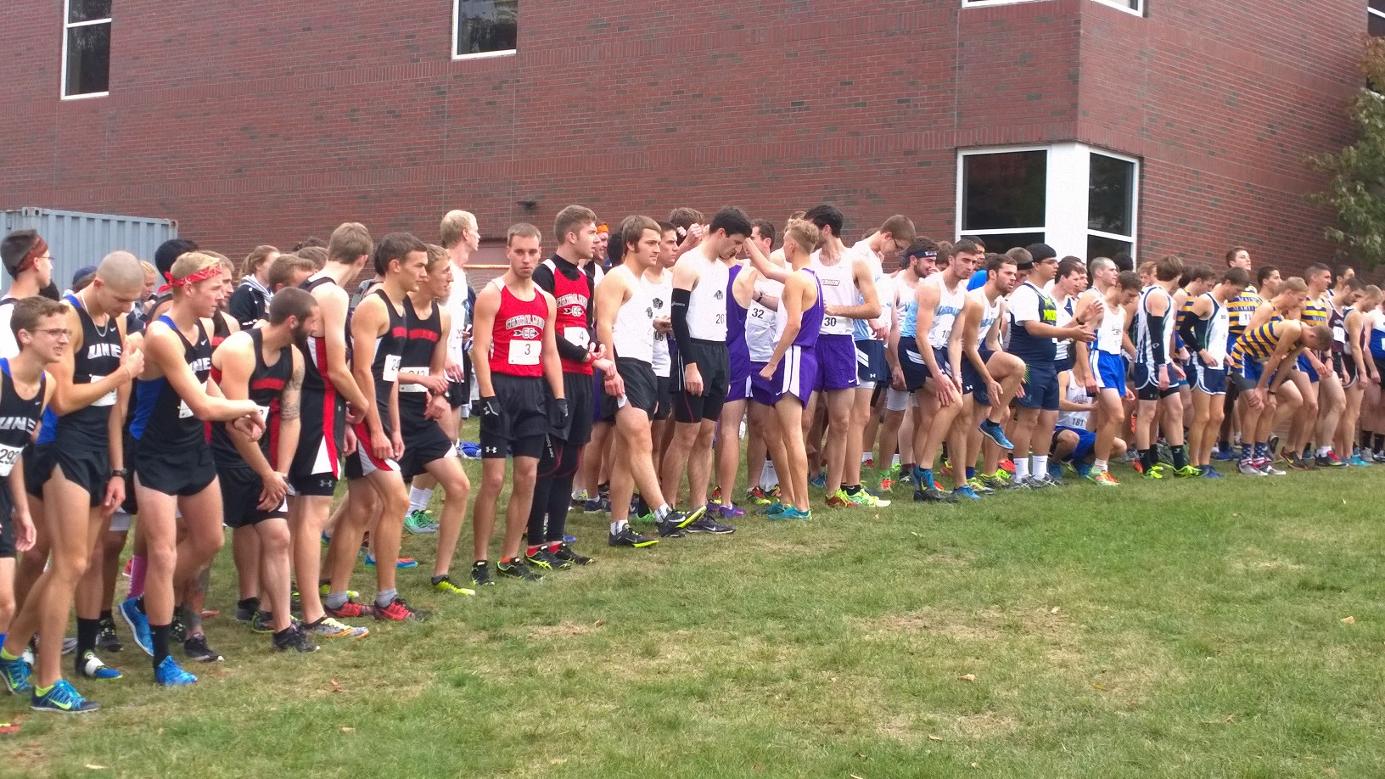 Carter & Johnson Lead Cross Country Team in Meet